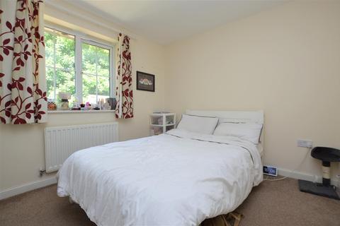 48 Atkinson Close, Norwich, NR5 9NE