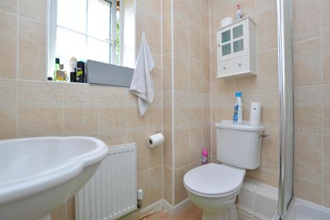 48 Atkinson Close, Norwich, NR5 9NE