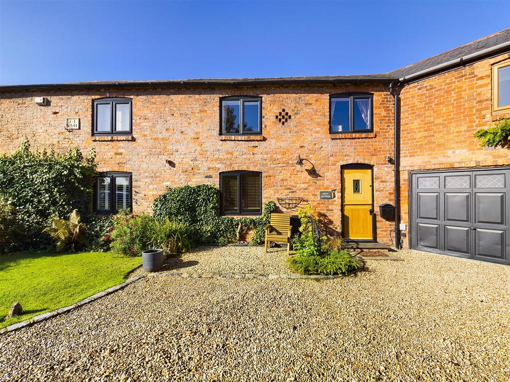 Rossett Road, Holt, Wrexham 2 bed character property £269,950