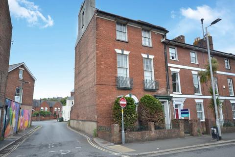 7 bedroom end of terrace house for sale - Longbrook Street, Exeter, EX4 6AW