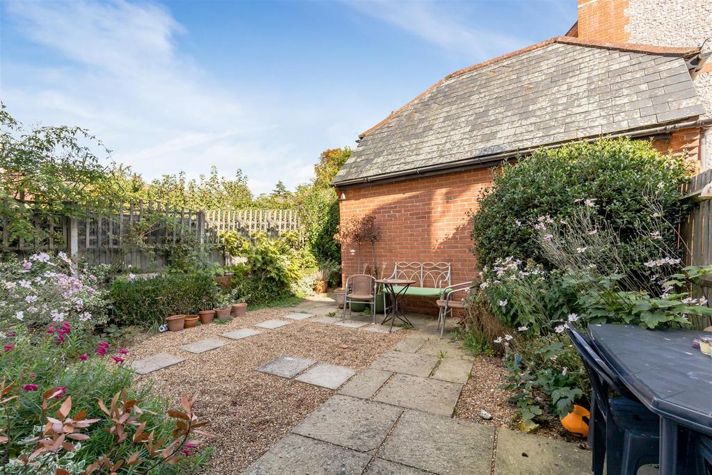 Old London Road, Brighton 3 bed semidetached house £475,000