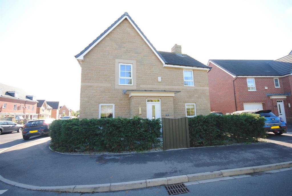 Station Road, Methley, Leeds 4 bed detached house £400,000