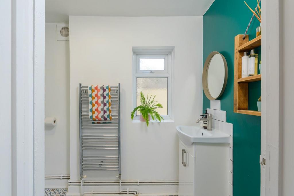 DAORHGIELNOVAA19 - Bathroom D.jpg