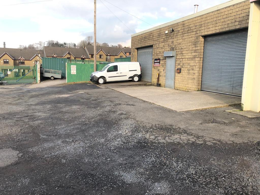 Holme Lane, Rawtenstall, Rossendale, BB4 6JB Property £900 pcm (£208 pw)