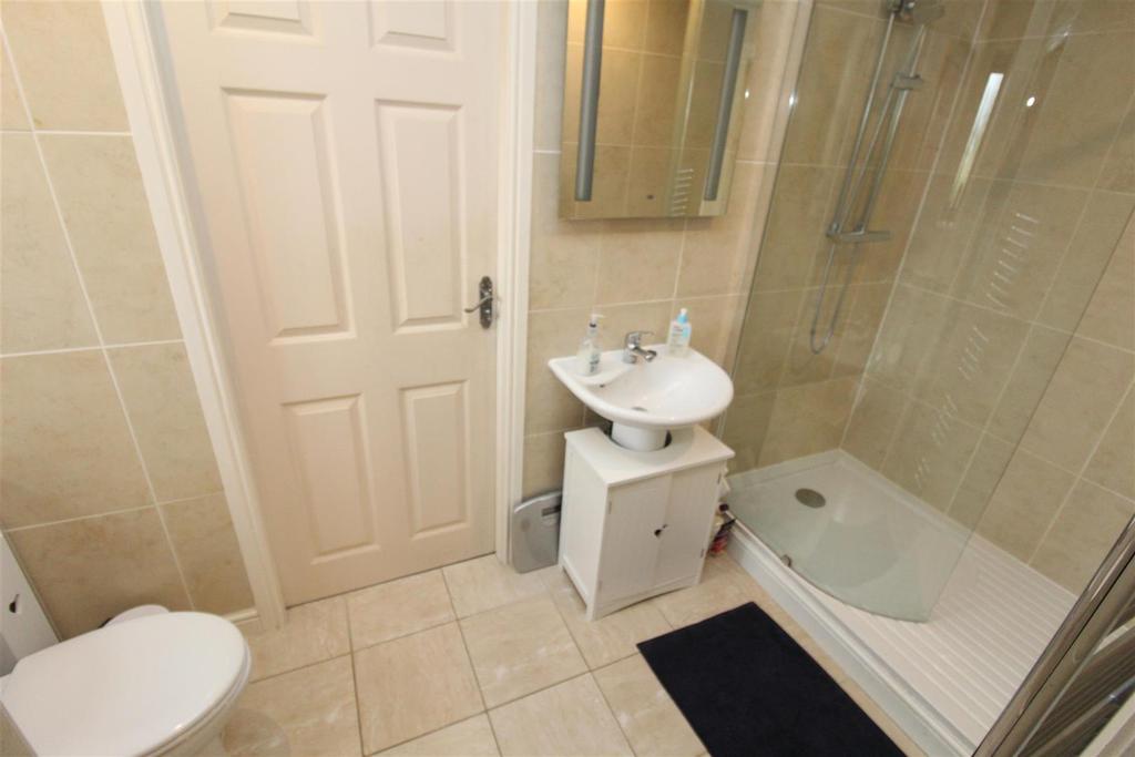 En Suite Shower Room