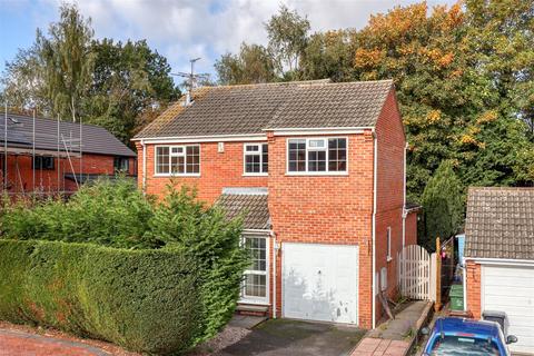 3 bedroom detached house for sale - Naseby Drive, Loughborough