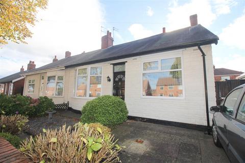 3 bedroom semi-detached bungalow for sale, Lynn Road, North Shields NE29