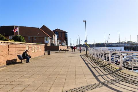 16 Barbary Drive, Sunderland, SR6 0RB