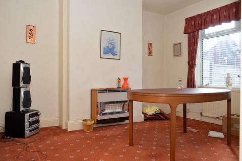 82 Langham Road, Oldham, OL8 1AX
