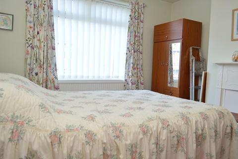 82 Langham Road, Oldham, OL8 1AX