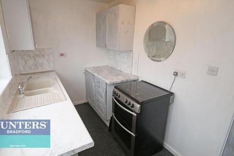 3 Barraclough Square, Bradford, BD12 8NQ
