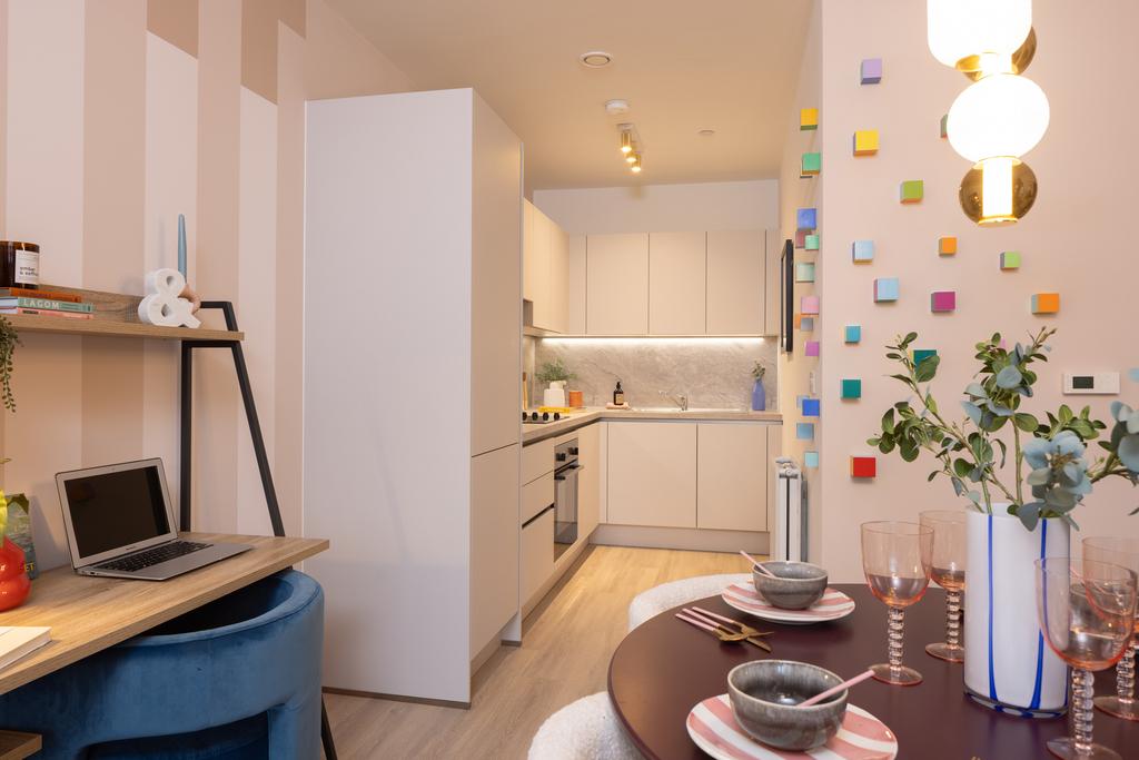 Kitchen / dining