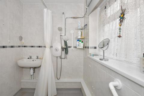 38 Barton Road, Canterbury, CT1 1YQ