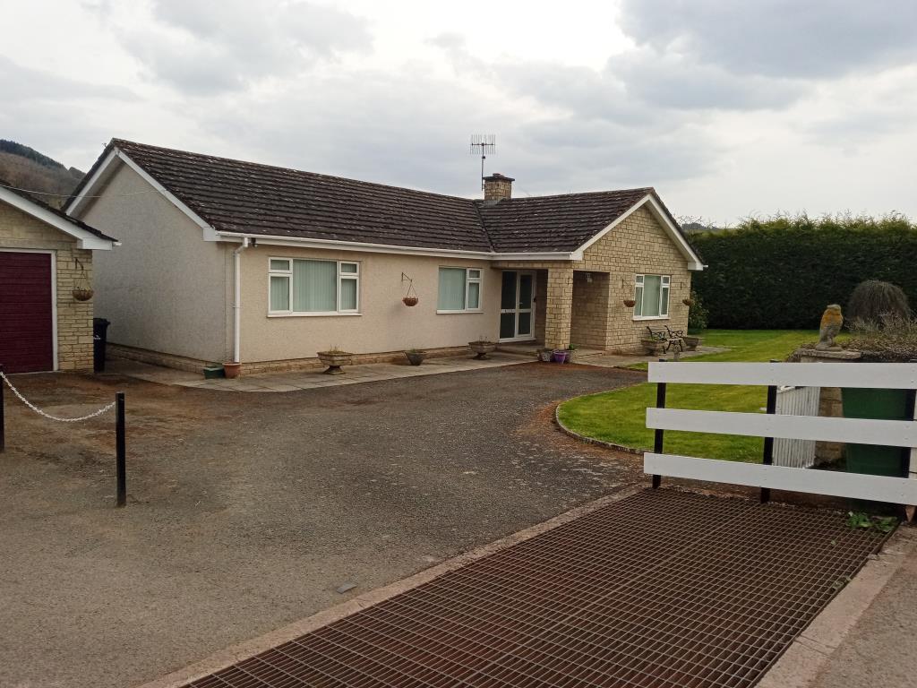 Velindre, Brecon, LD3 4 bed detached bungalow for sale £425,000