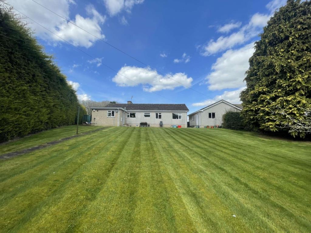 Velindre, Brecon, LD3 4 bed detached bungalow for sale £360,000