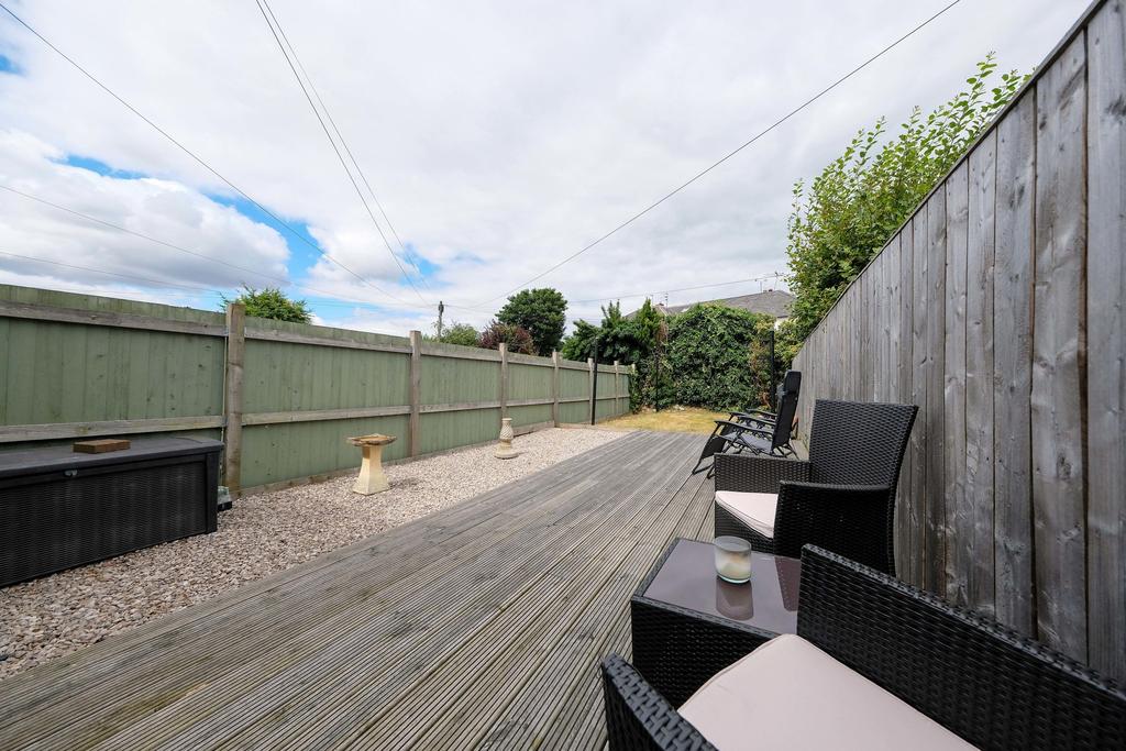 157A Easter Drylaw Drive, Edinburgh, EH4 2RX 2 bed terraced house £