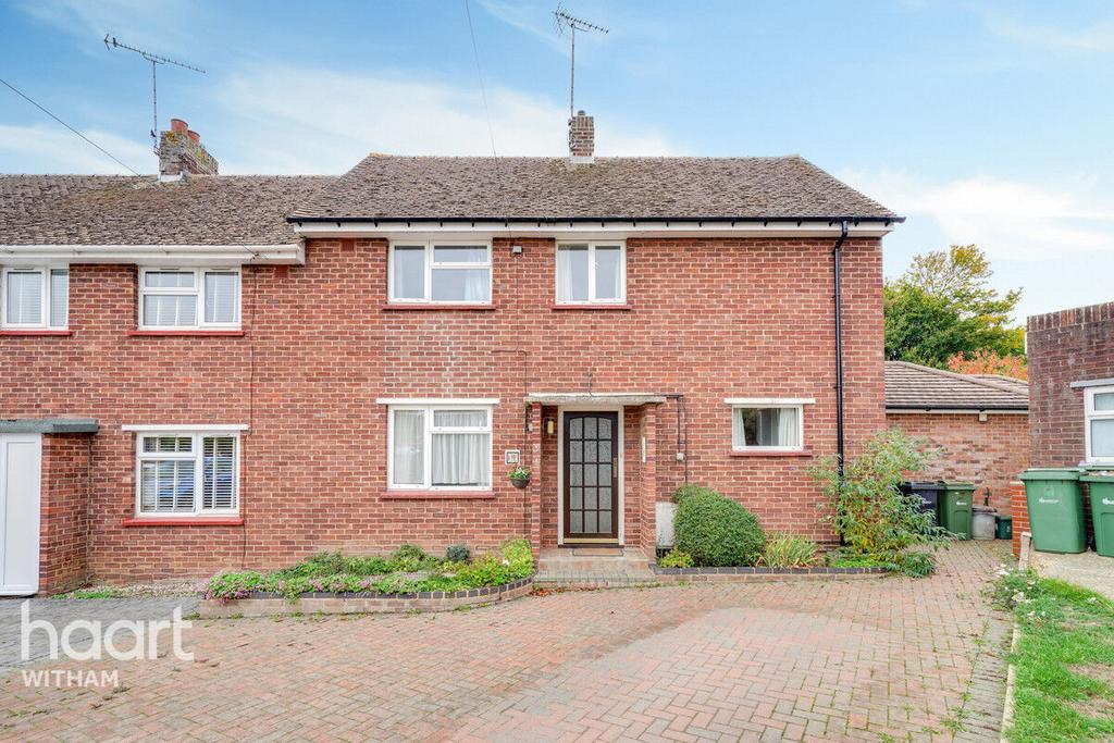 Ebenezer Close, Witham 4 bed semidetached house £450,000