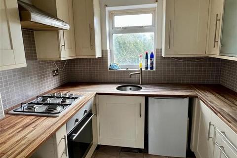 2 bedroom semi-detached house for sale - Bradshaw Fold Avenue, New Moston, Manchester