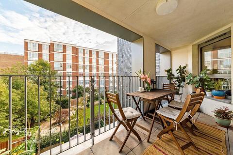 Flat 9, Shakespeare House Lyme Grove, London, E9 6PX