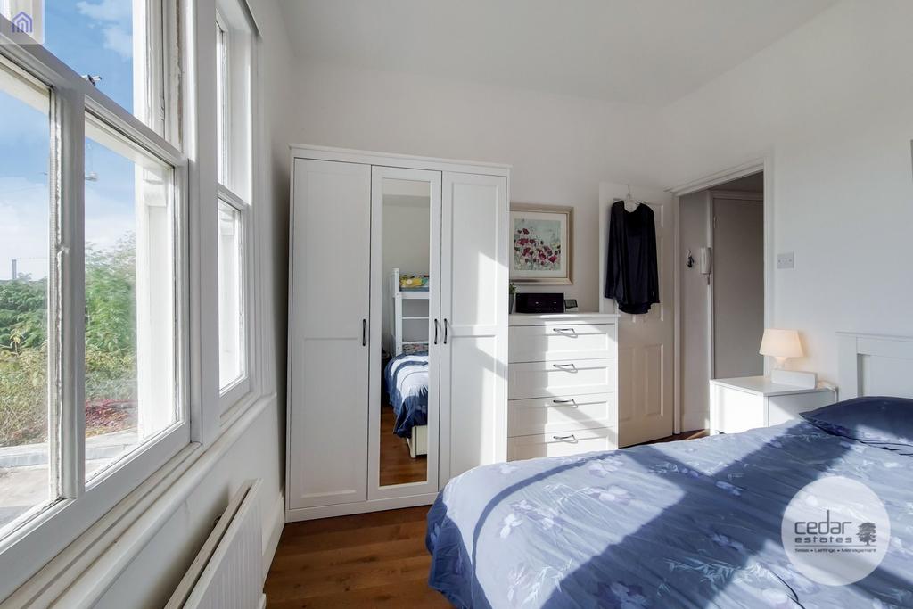 Apartment in London - View 4