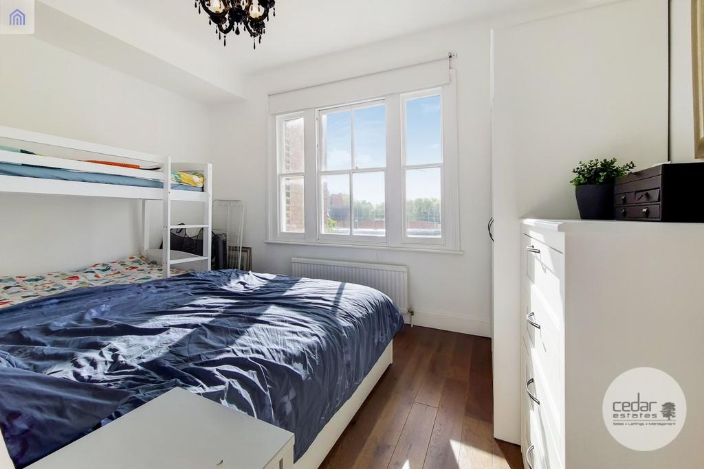 Apartment in London - View 5