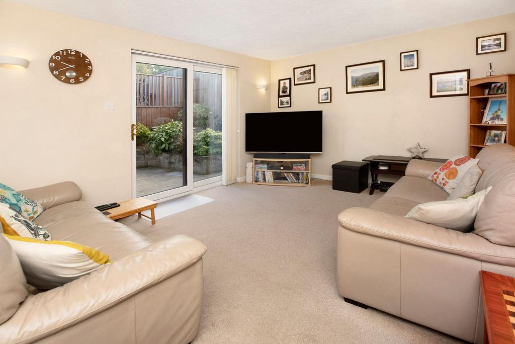 Highgrove Park, Teignmouth, TQ14 4 bed detached house for sale £499,000