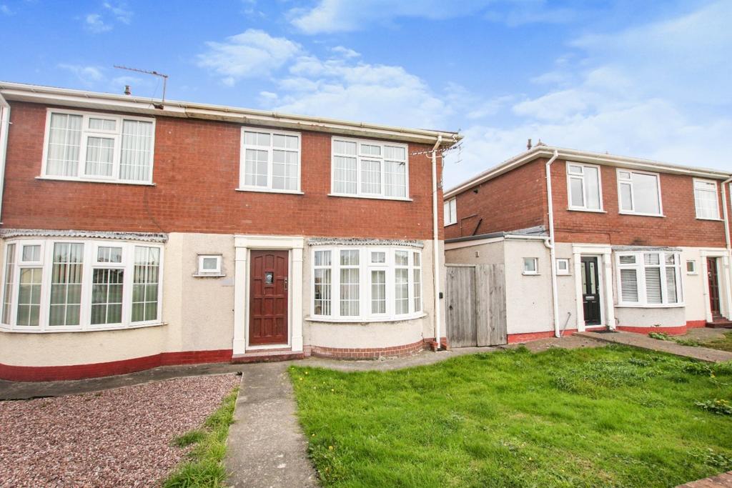 Victoria Road, Prestatyn, Denbighshire LL19 7SY 3 bed terraced house