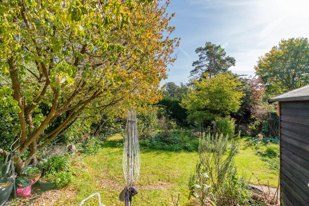 Brockett Close, Welwyn Garden City... 3 bed terraced house - £550,000