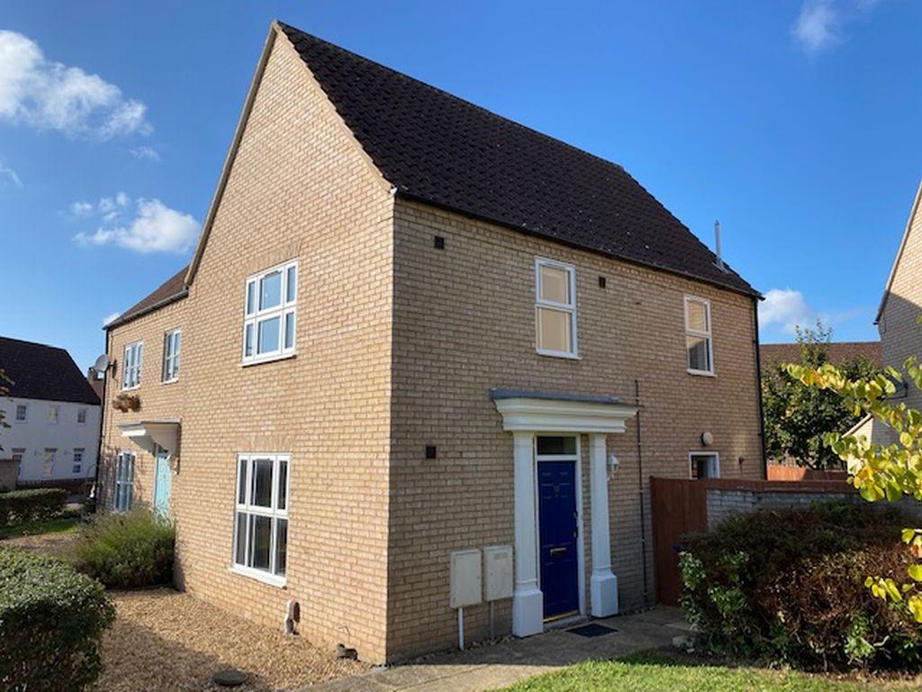 Tennyson Place, ELY, Cambridgeshire, CB6 3 bed semidetached house £
