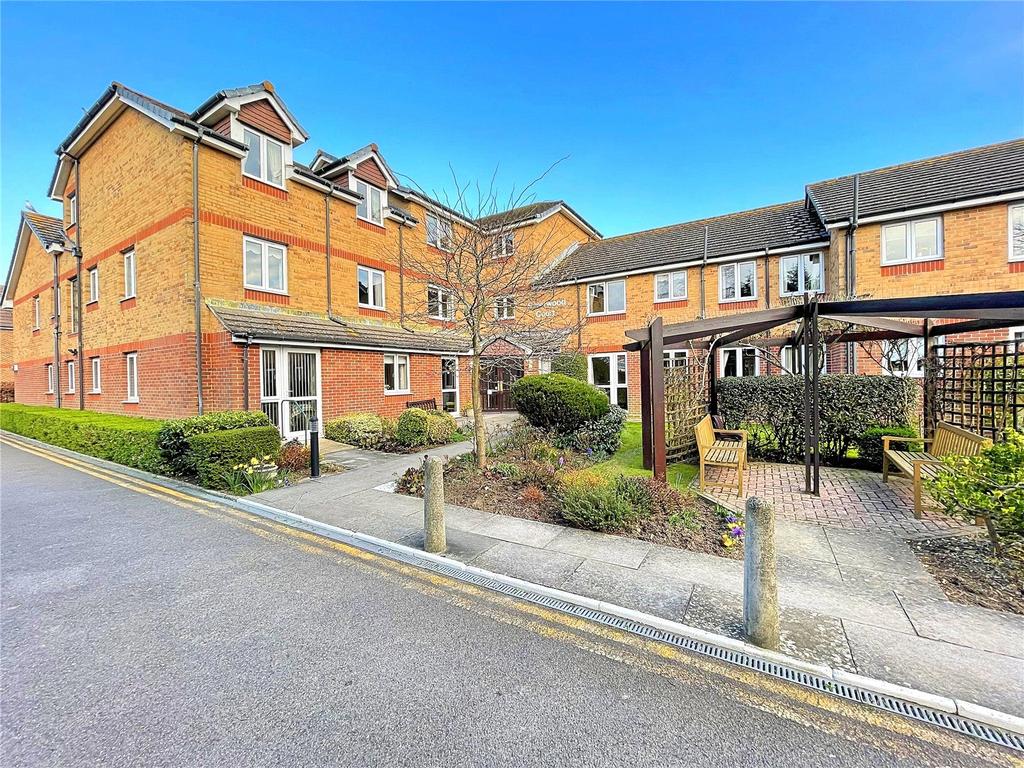 Silverwood Court, Wakehurst Place, Rustington, Littlehampton, BN16 1