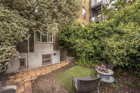 2 bedroom flat for sale, Camden Road, London