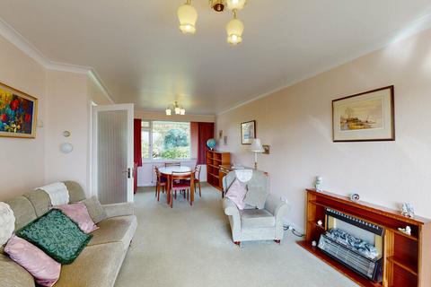 2 bedroom apartment for sale - Weetwood Park Court, Weetwood Park Drive, West Park, Leeds, West Yorkshire