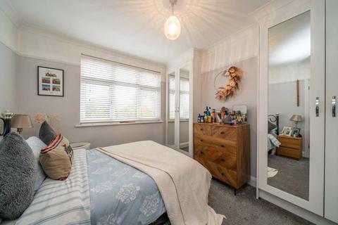 6 Shendish Edge, Hemel Hempstead, HP3 9SZ