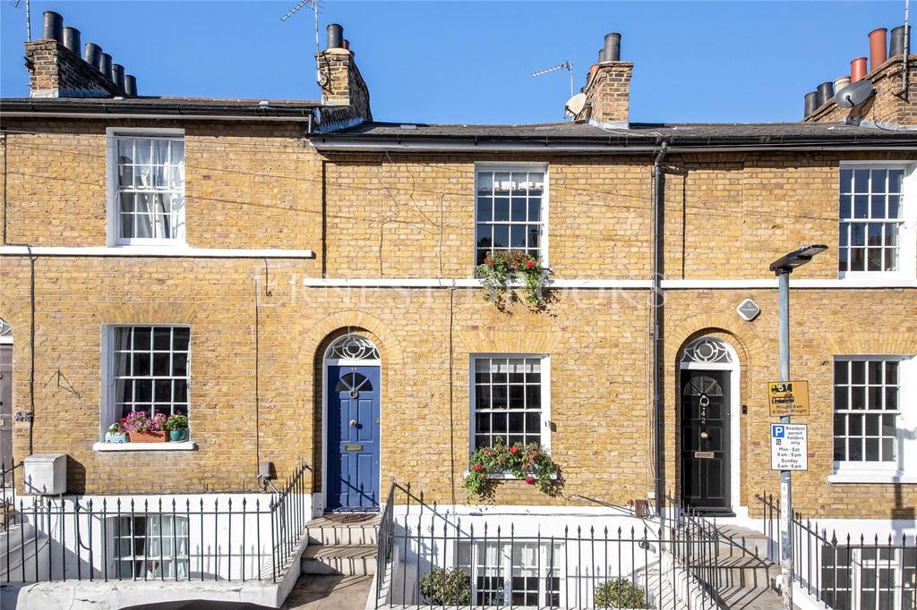 Brand Street, Greenwich, SE10 3 bed terraced house £995,000