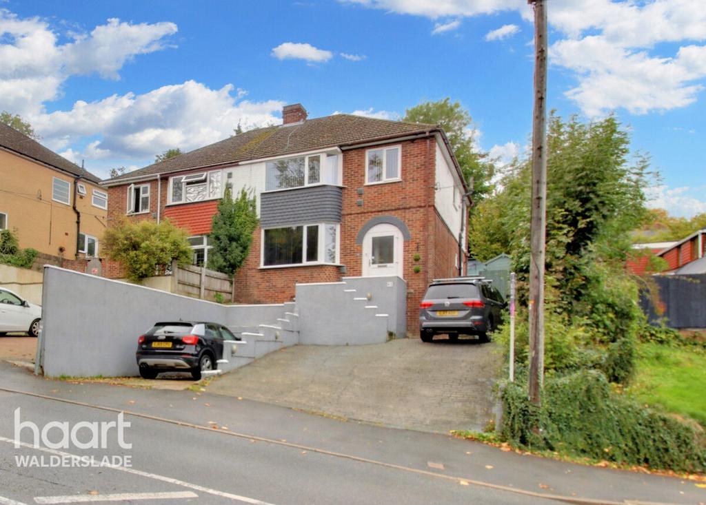 Robin Hood Lane, Chatham 3 bed semidetached house £380,000