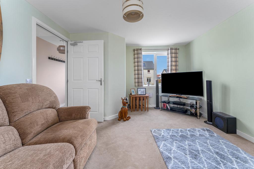 8 Old Row, Wallyford, East Lothian... 4 bed end of terrace house £255,000