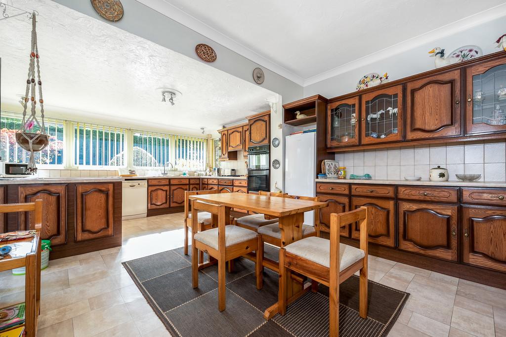 Glenlea Road, Eltham Park SE9 4 bed detached bungalow £975,000