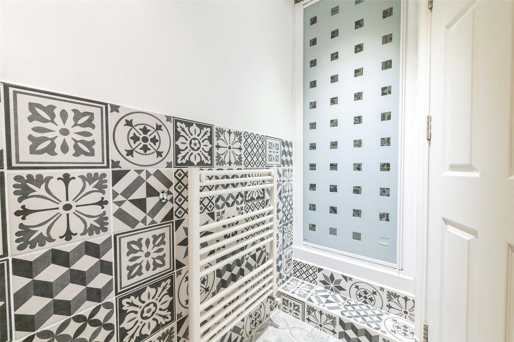 En Suite Alt