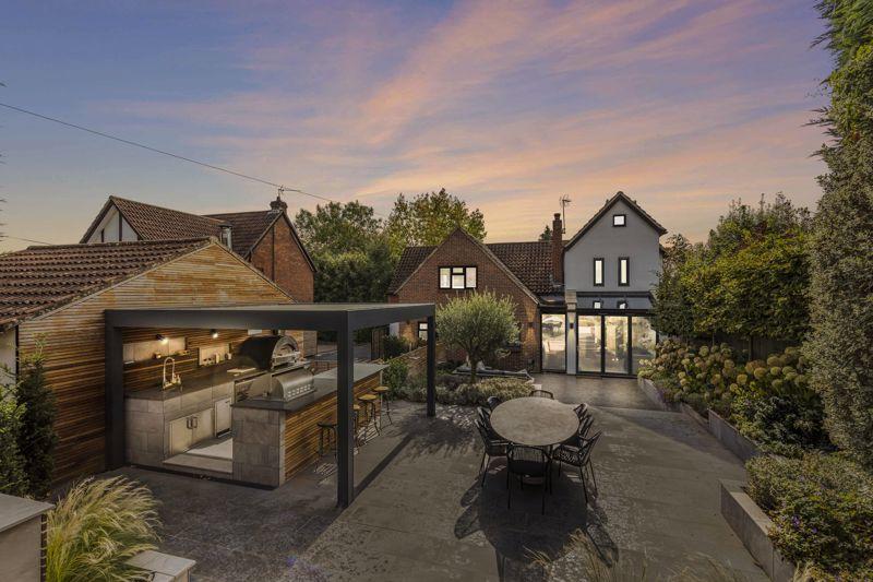 Havant Road, Drayton 4 bed detached house for sale £825,000