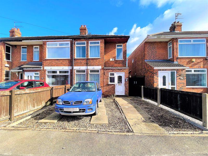 Kirklands Road, Hull, HU5 3 bed end of terrace house £140,000