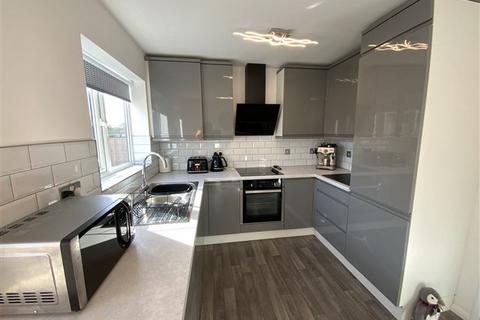 48 Broad Bridge Close, Kiveton Park, Sheffield, S26 6SN