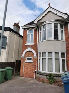 1 bedroom in a house share to rent - Sandon Road,