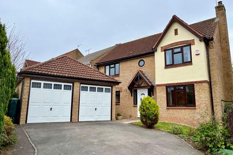 40 Lantern Close, Berkeley, GL13 9DE