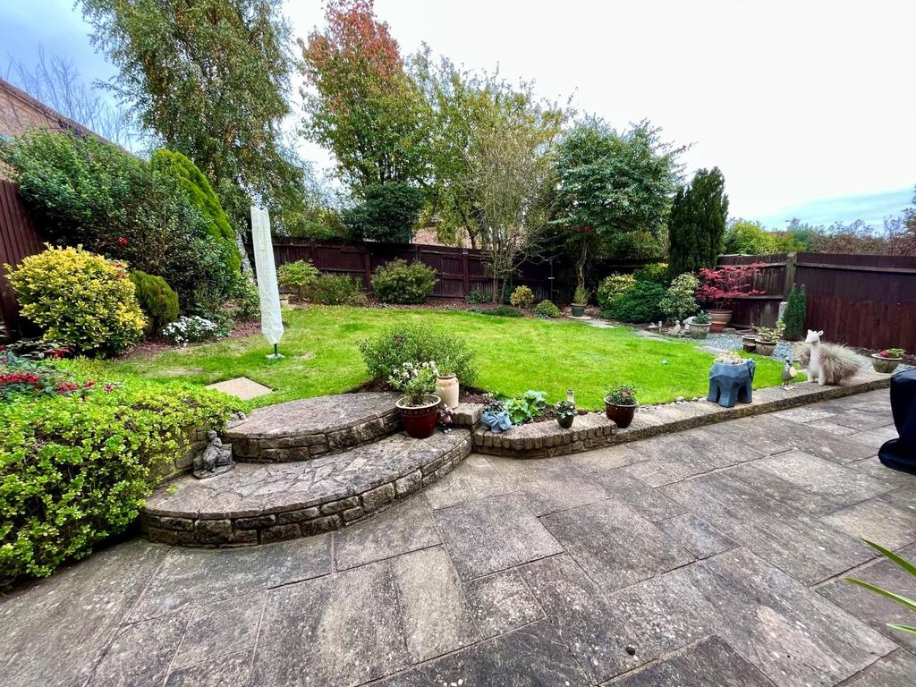 Garden3.jpg