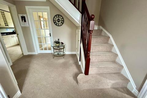 40 Lantern Close, Berkeley, GL13 9DE