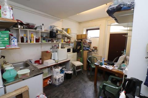 45 Blackburn Road, Darwen, BB3 1EJ