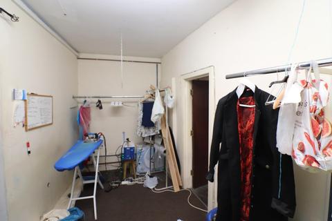 45 Blackburn Road, Darwen, BB3 1EJ