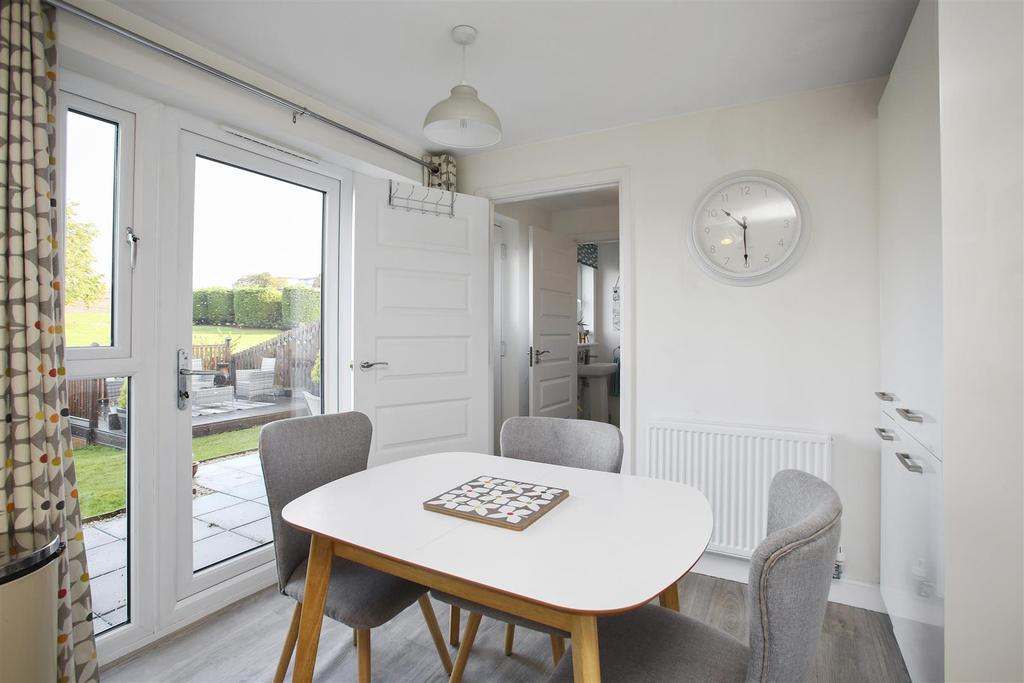 94 South Larch Road 12.jpg
