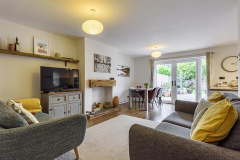 32 Bridle Drive, Clapham, Bedford, MK41 6BB