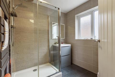 32 Bridle Drive, Clapham, Bedford, MK41 6BB